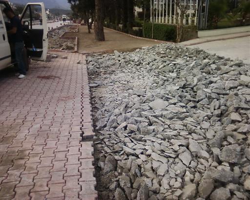 beton kırma işlemi